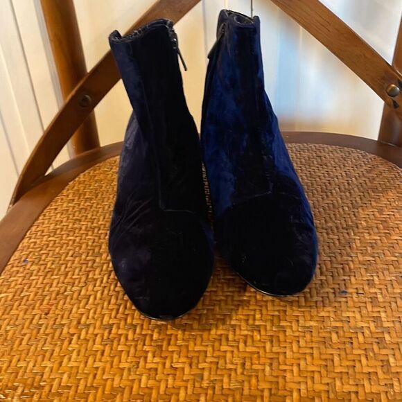 Joie blue velvet ankle booties size 6/36 - Picture 7 of 12